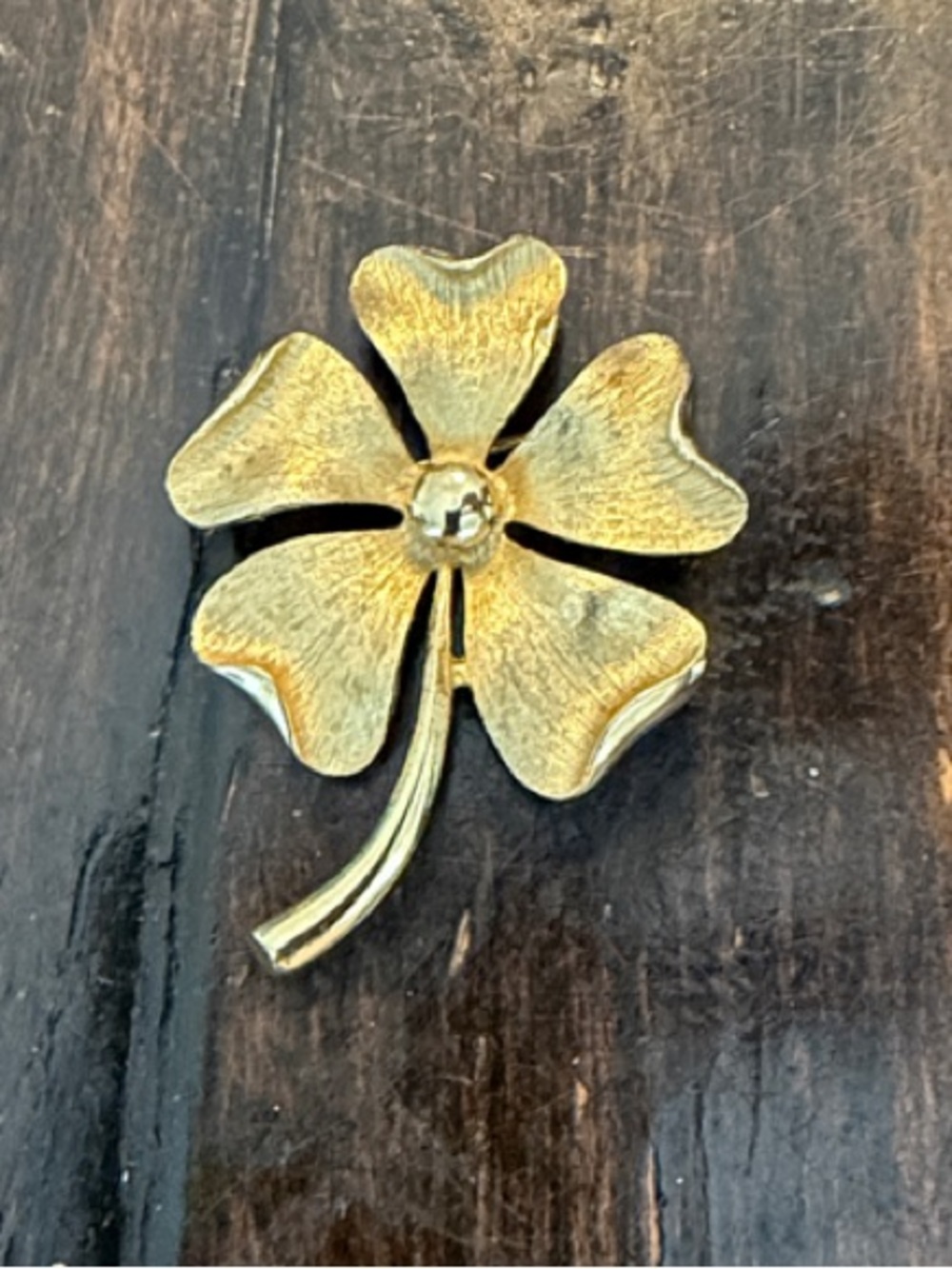 Vintage Sarah Coventry Gold Toned Brooch